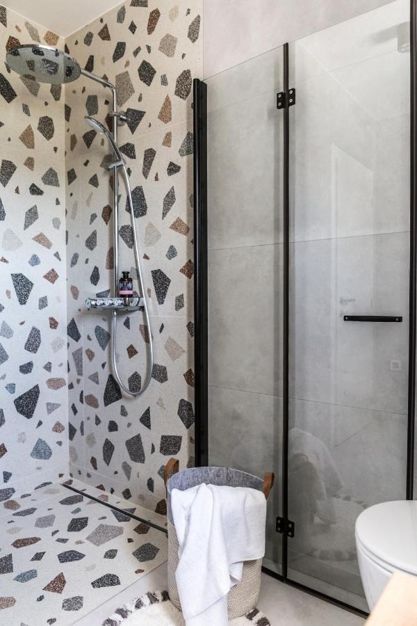 O'Live Residence - Designer Suites بيبينيا المظهر الخارجي الصورة